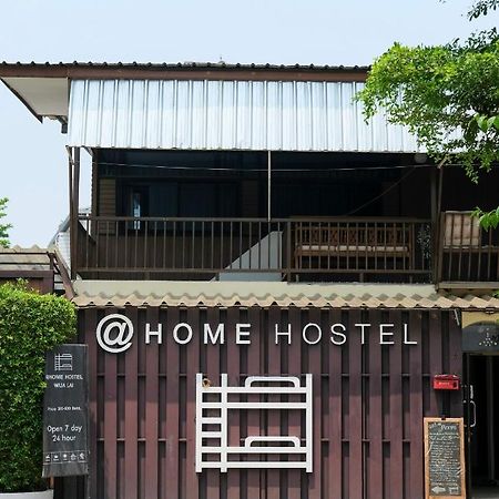 @Home Hostel Wua Lai チエンマイ エクステリア 写真