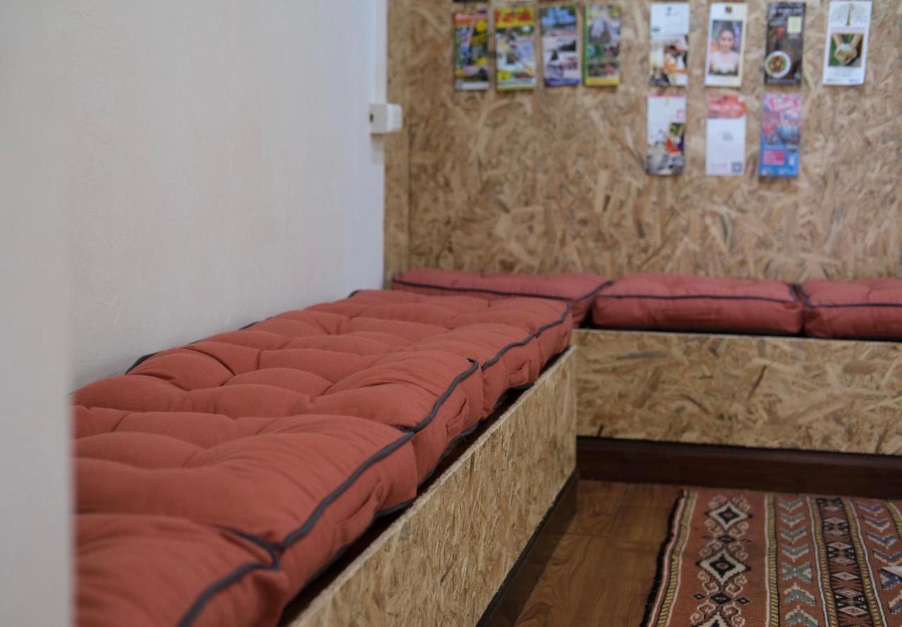 @Home Hostel Wua Lai チエンマイ エクステリア 写真